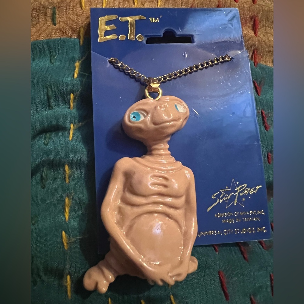 E.T original 1982 sticker necklace!!!